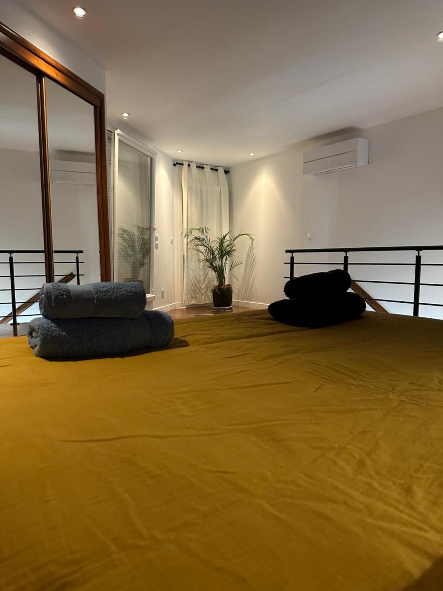 Ferienwohnung Pink Tropical Champagne Reims Exterior foto